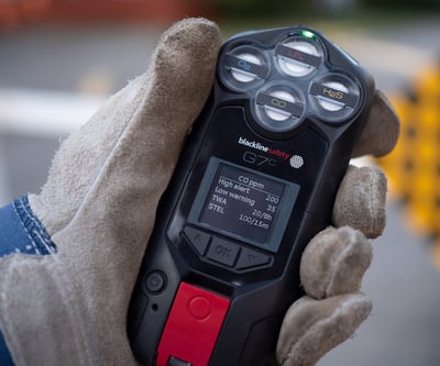 G7 in glove with CO gas detection alerts