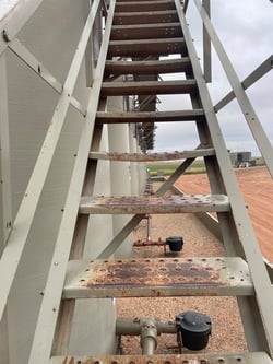 Sicherheitsmaßnahmen auf Treppen