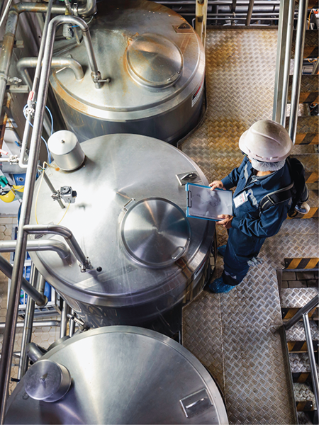 Sicherheit für allein arbeitende Stahlarbeiter