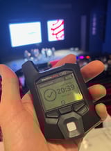 g6-red-dot-gala-device2