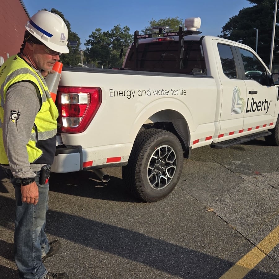 Vernetzte Technologie schützt Mitarbeiter an vorderster Front – Liberty Utilities Bild 1