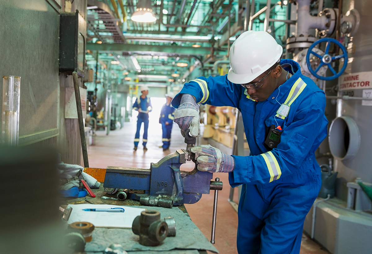 g6-in-situ-Gasdetektion-mit-Schraubstock